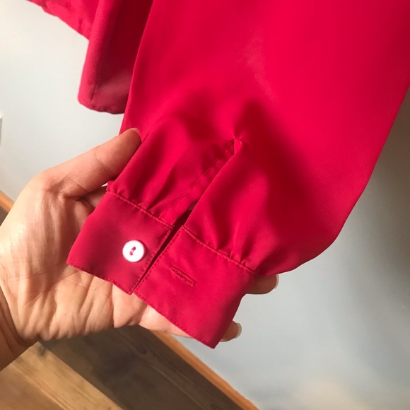 VINTAGE Red Blouse - Picture 8 of 8
